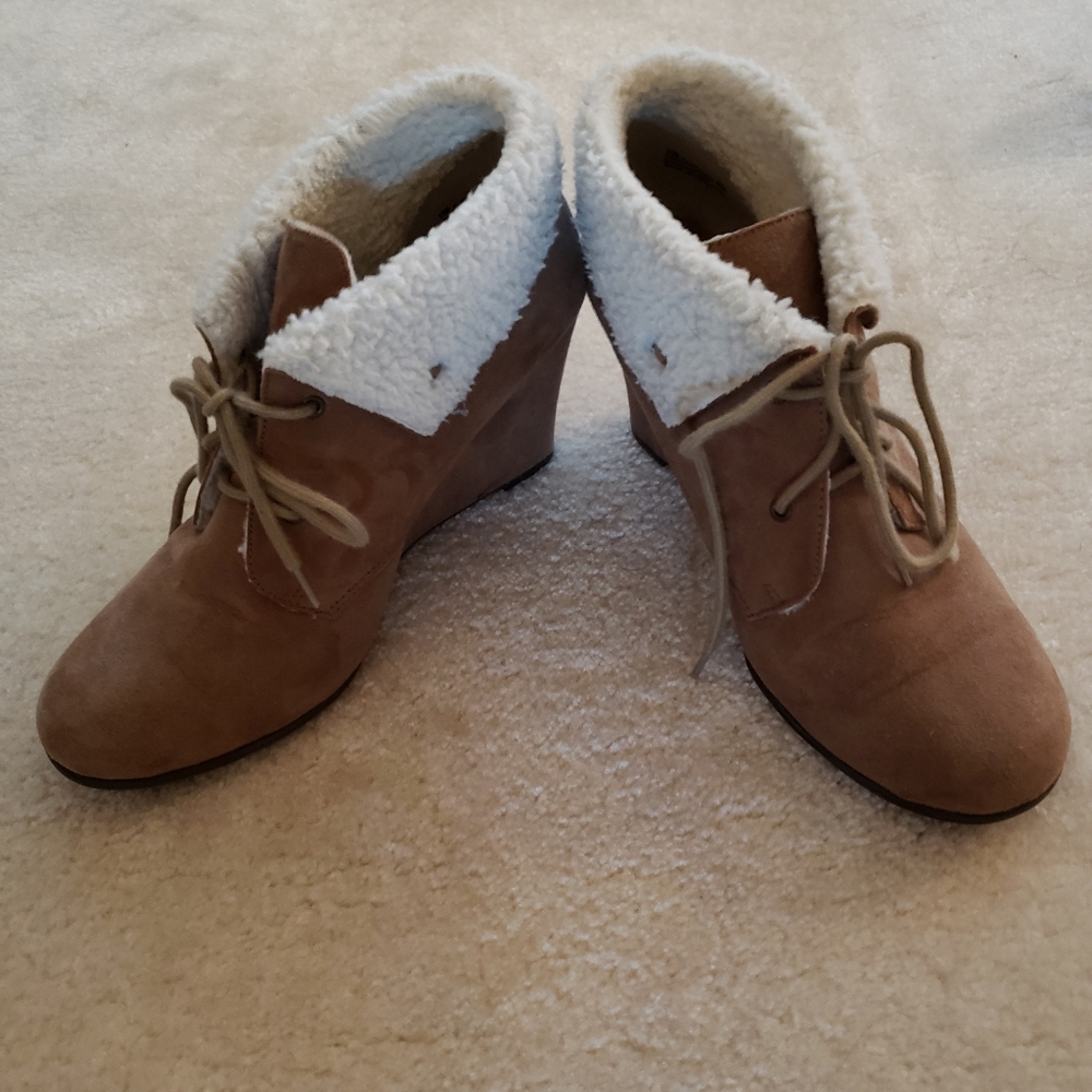 Aerosoles Tan Wedge Bootie